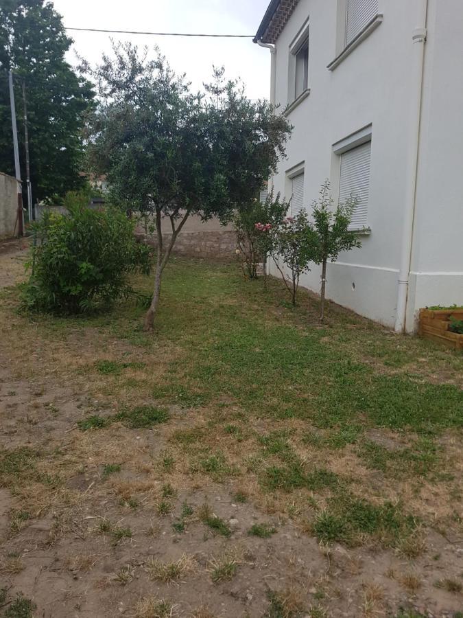 Les Belles Nuits Acomodação com café da manhã Le Bousquet-d'Orb Exterior foto